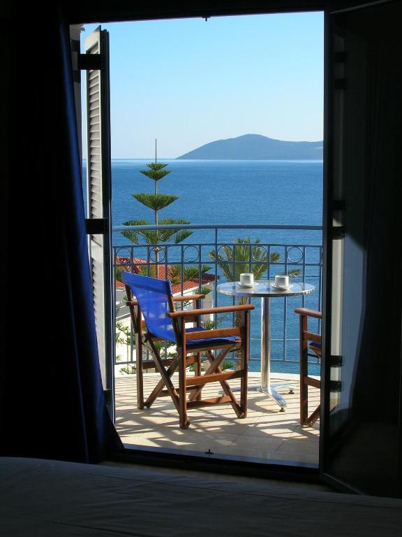 Olive Bay Hotel Agia Efimia Værelse billede