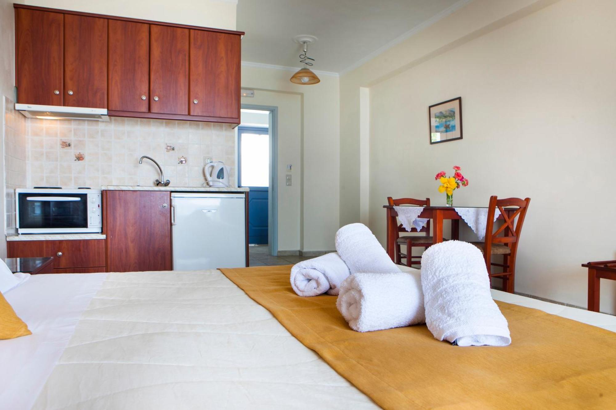 Olive Bay Hotel Agia Efimia Eksteriør billede