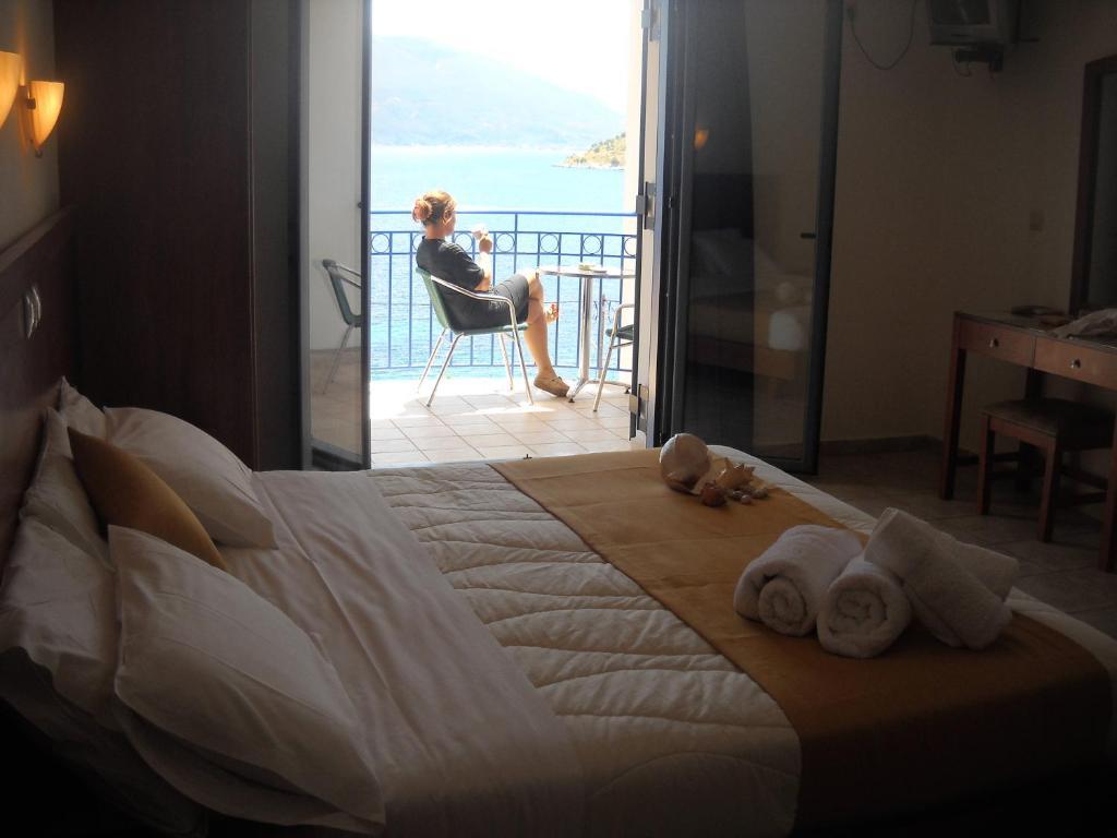 Olive Bay Hotel Agia Efimia Værelse billede