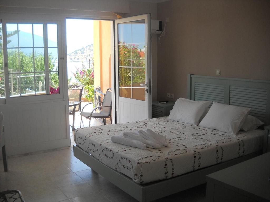 Olive Bay Hotel Agia Efimia Værelse billede